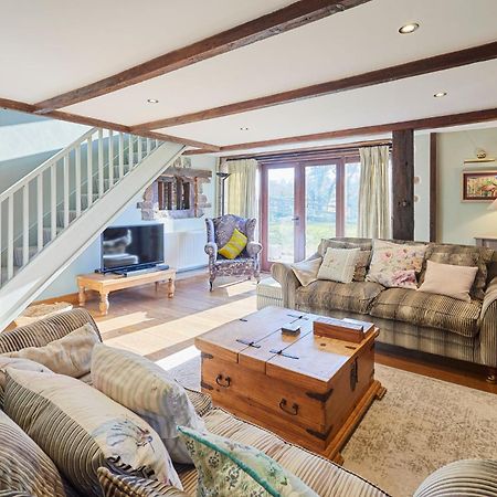 Host & Stay - Tregaer Mill Barn Dingestow Eksteriør billede
